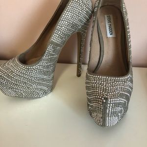 steve madden gorgeous heels worn only once !!